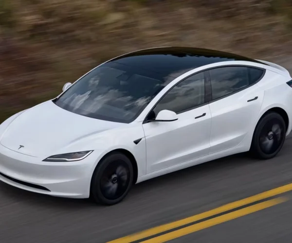 tesla-model-3-standard-2026-3-1759977298